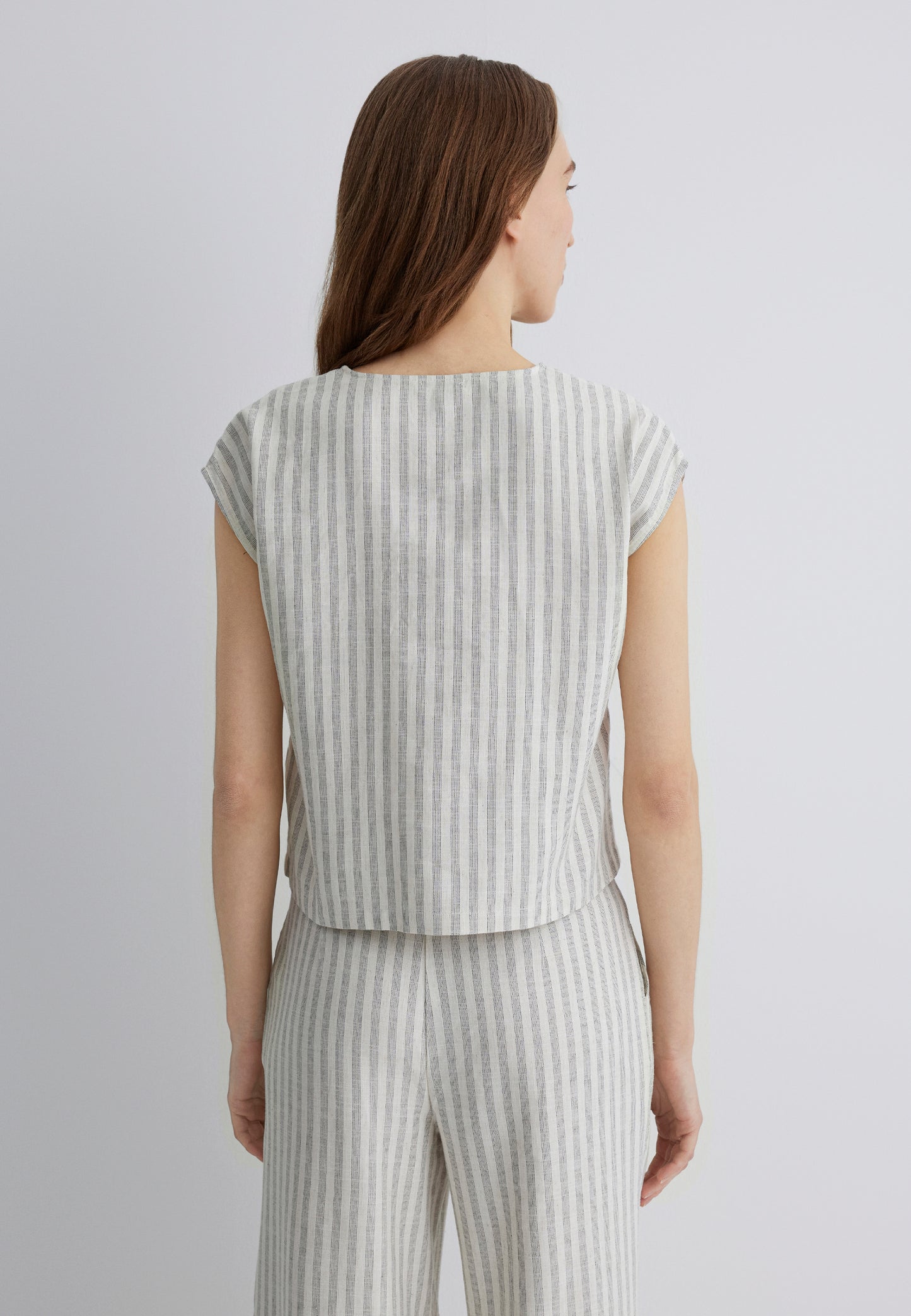 SHORT SLEEVE SHIRT