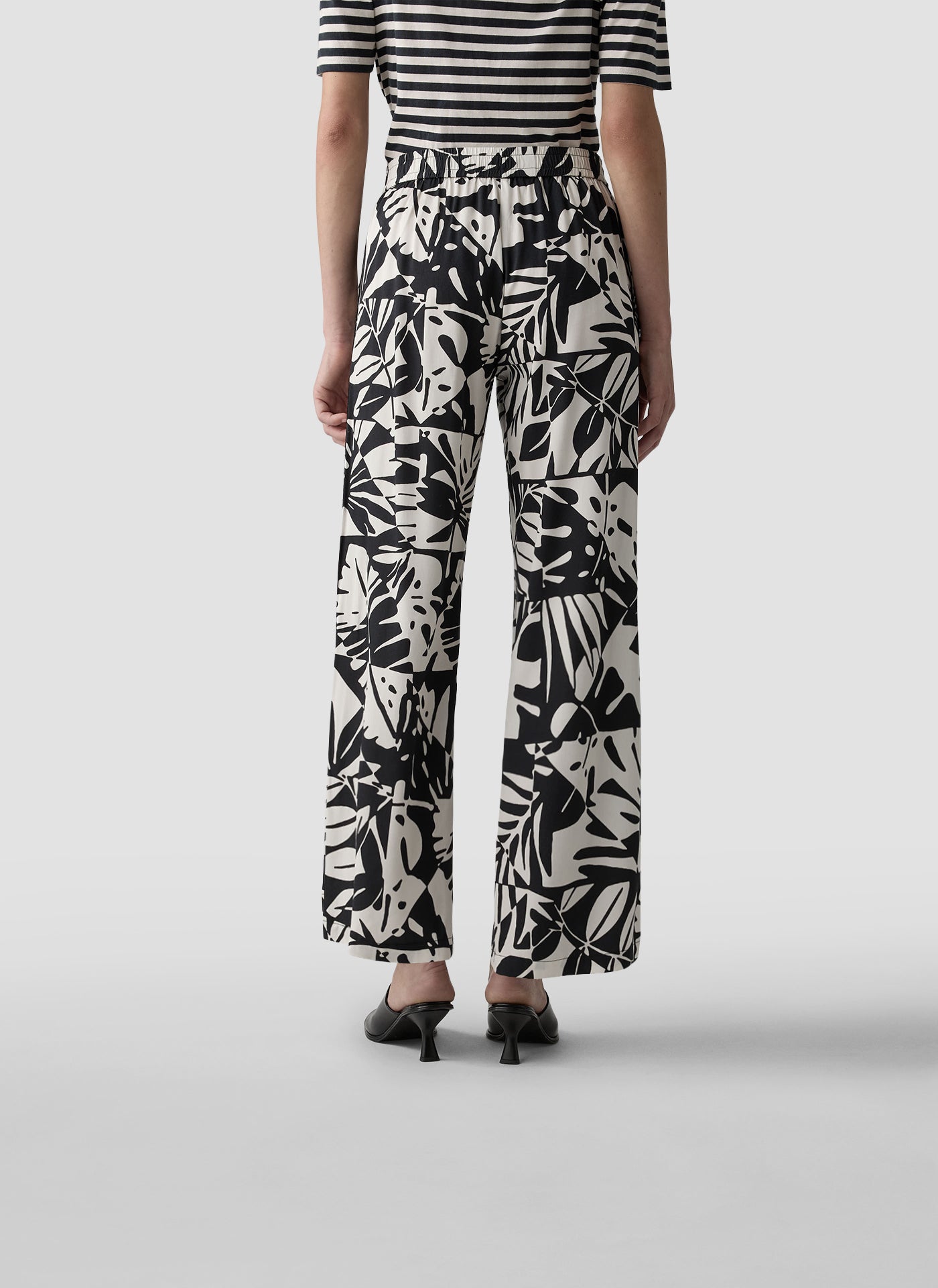 Hose | Noir Flora