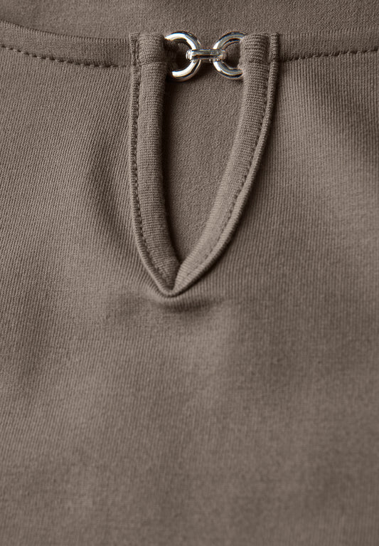 Shirt mit Cut-Out