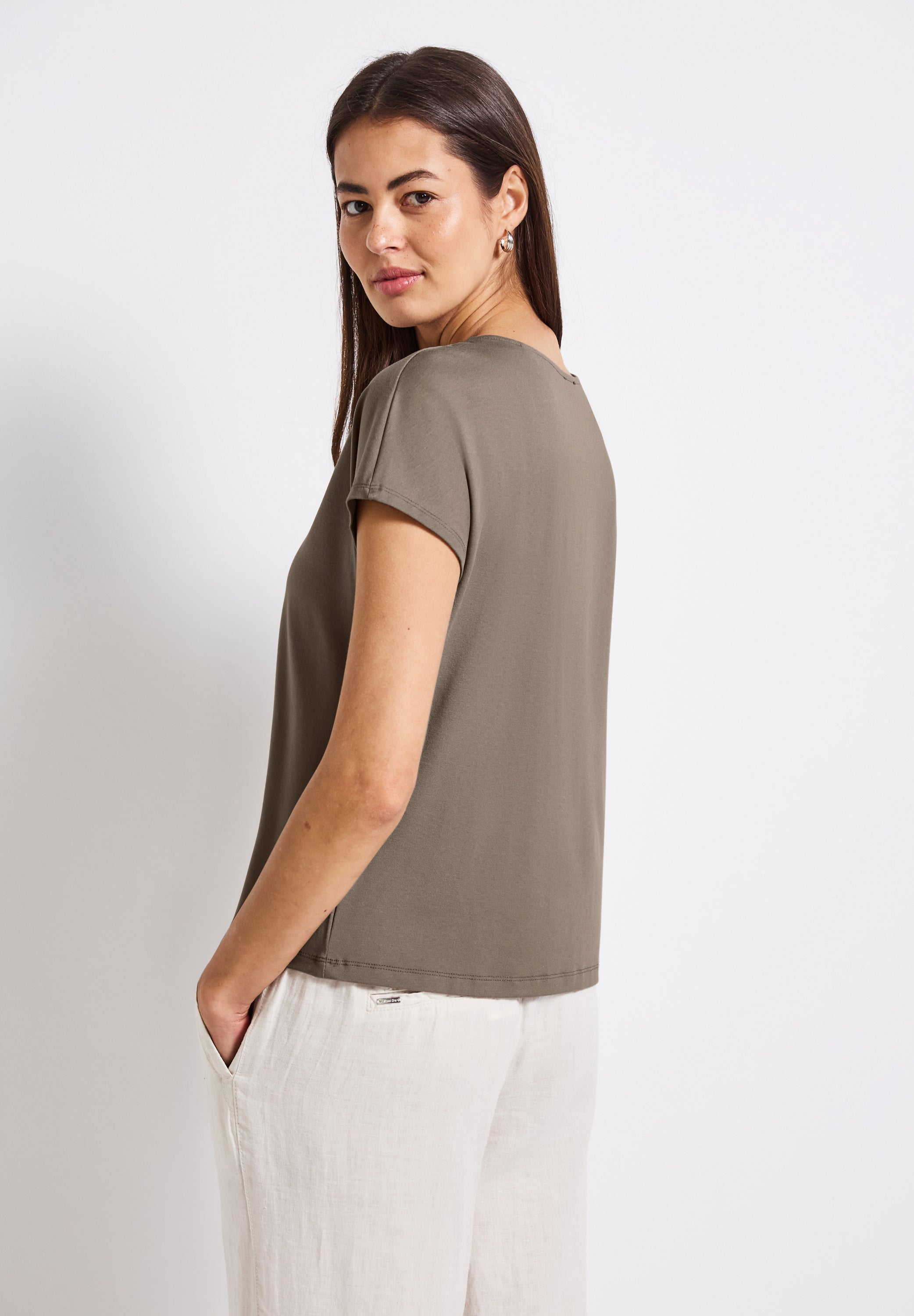 Shirt mit Cut-Out