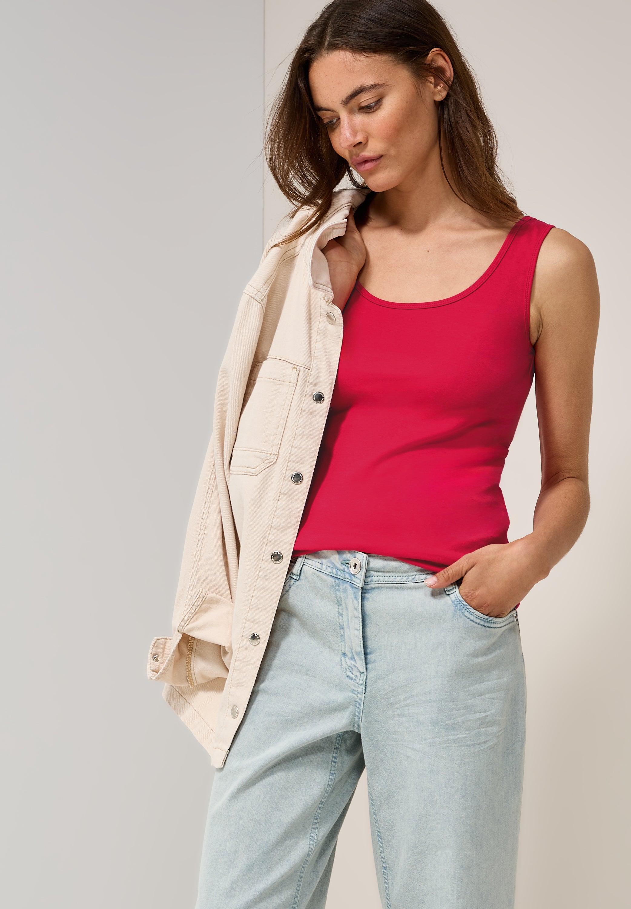 Basic Top mit Rundhals aus Baumwolle