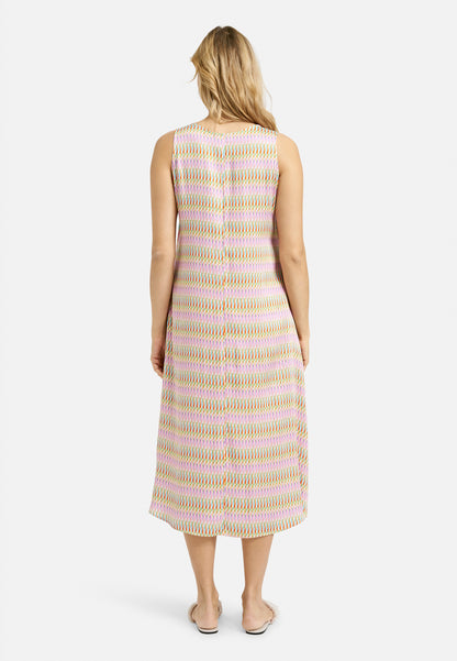 Sleeveless dress with v-neck