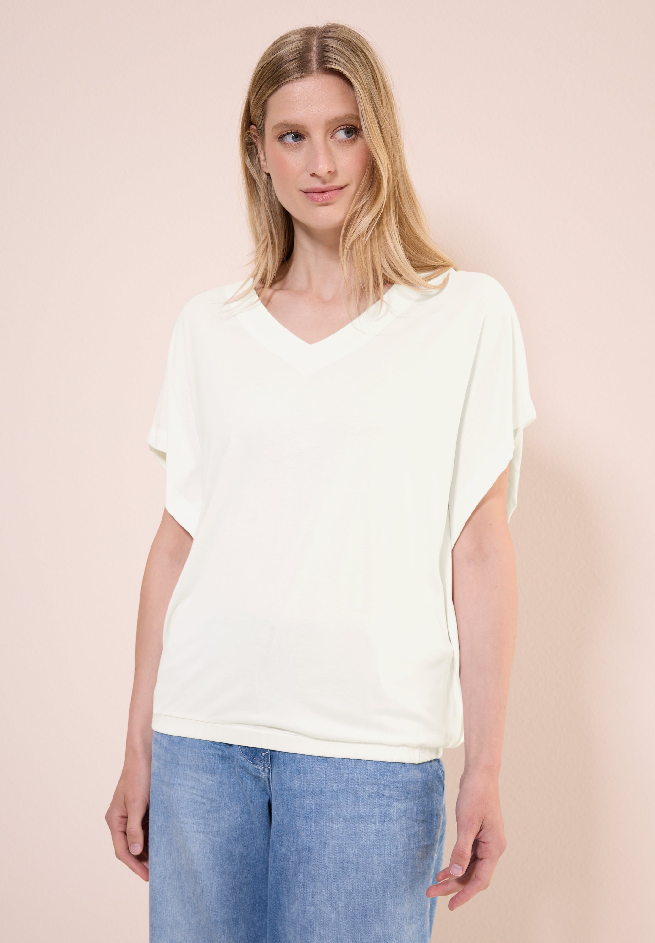 Lässiges V-Neck Shirt