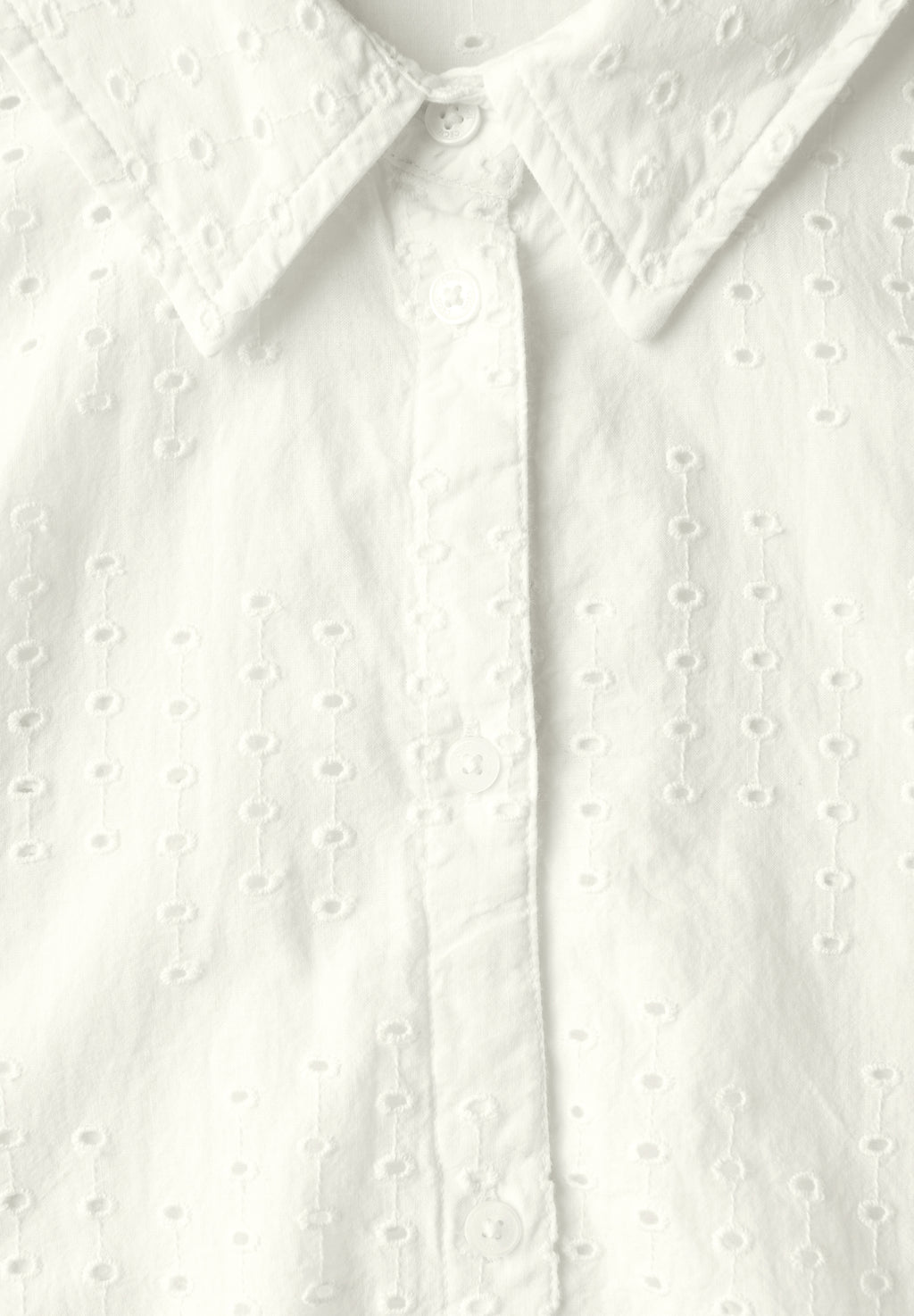Hemdbluse mit Lochstickerei