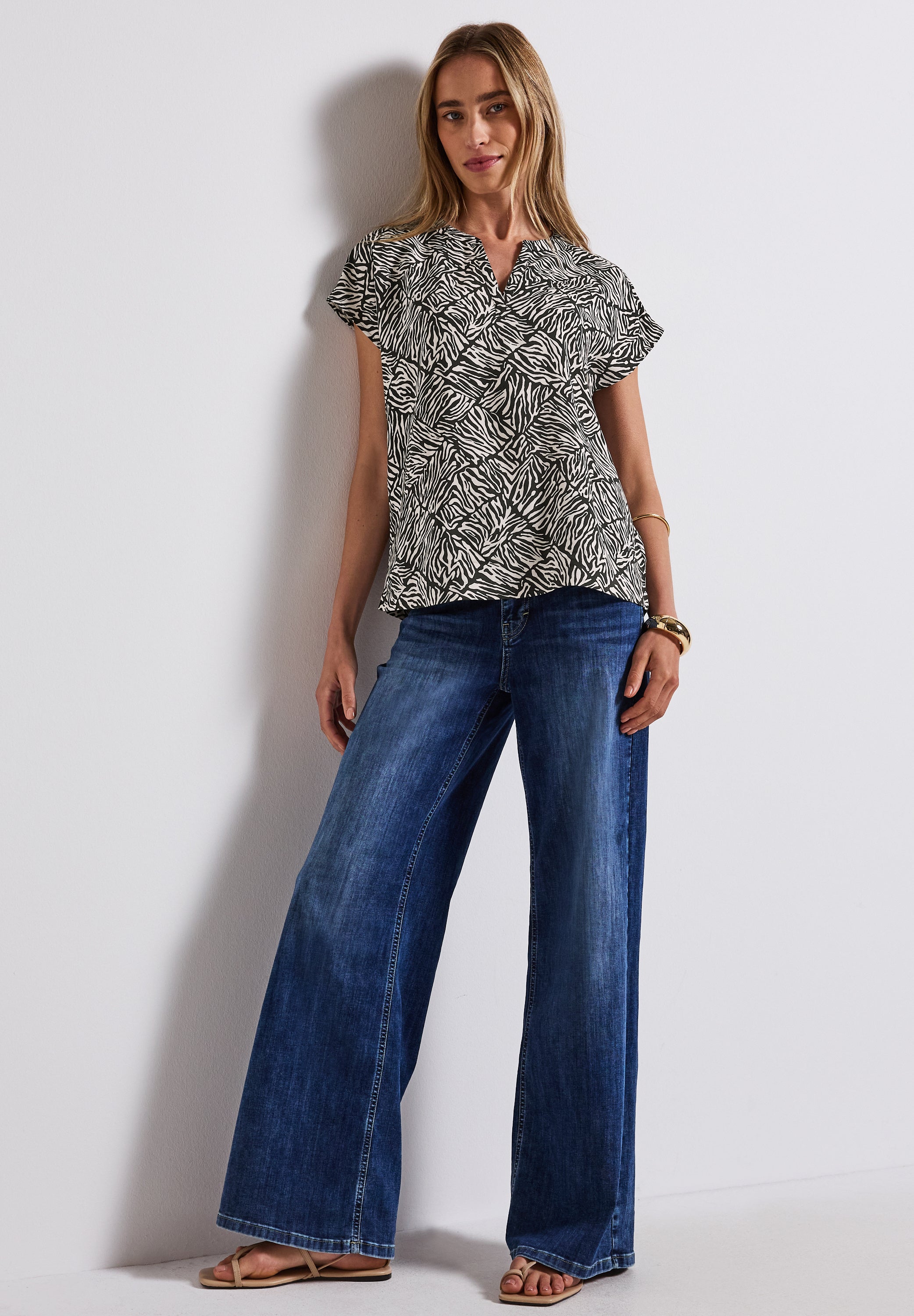 Bluse mit Minimal Print