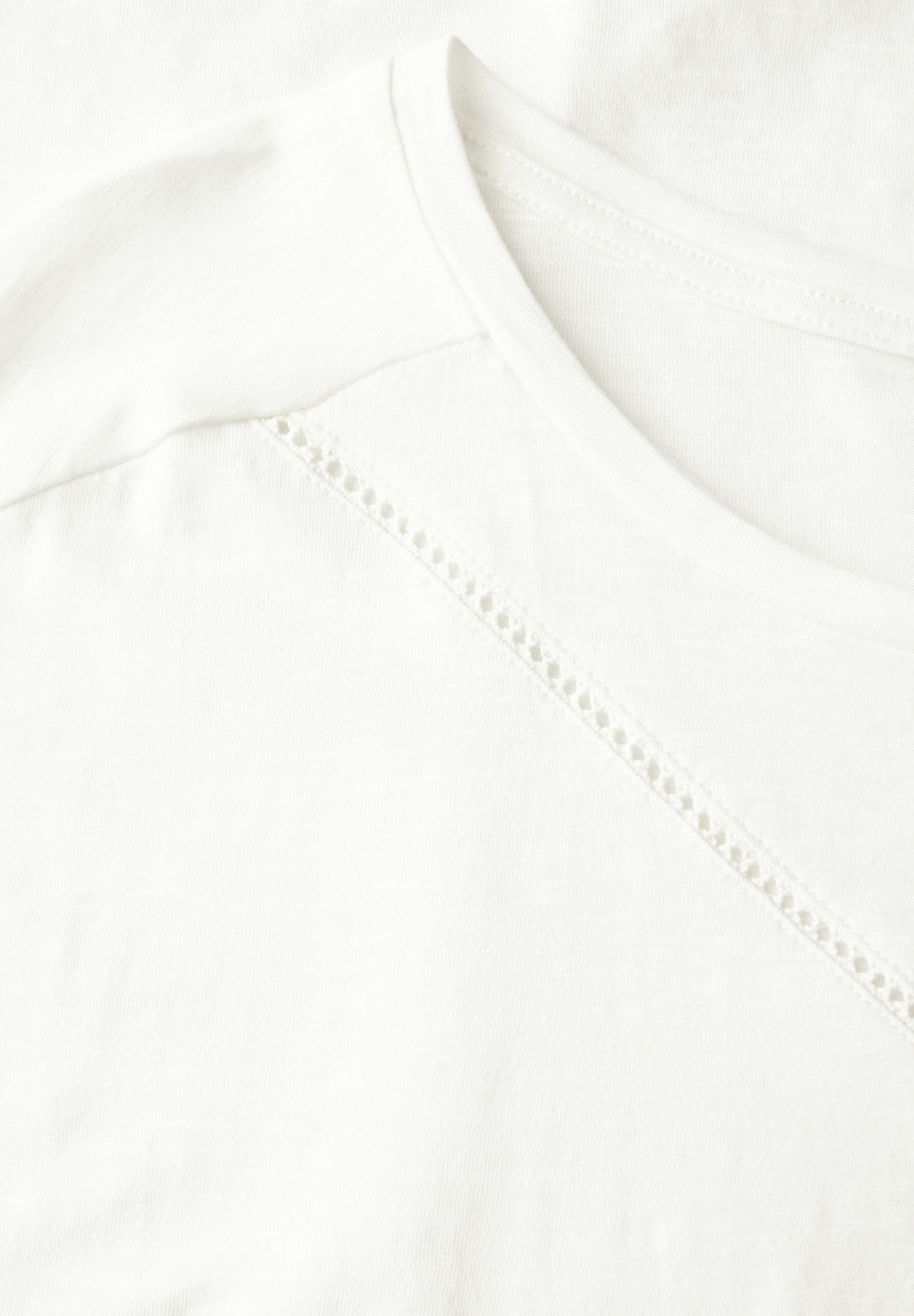 Shirt mit Dekotape