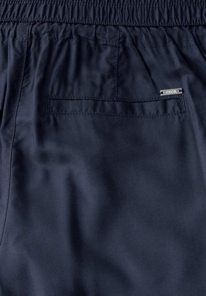 Loose Fit Hose