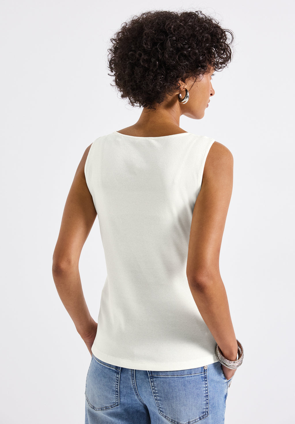 Top mit Herzausschnitt