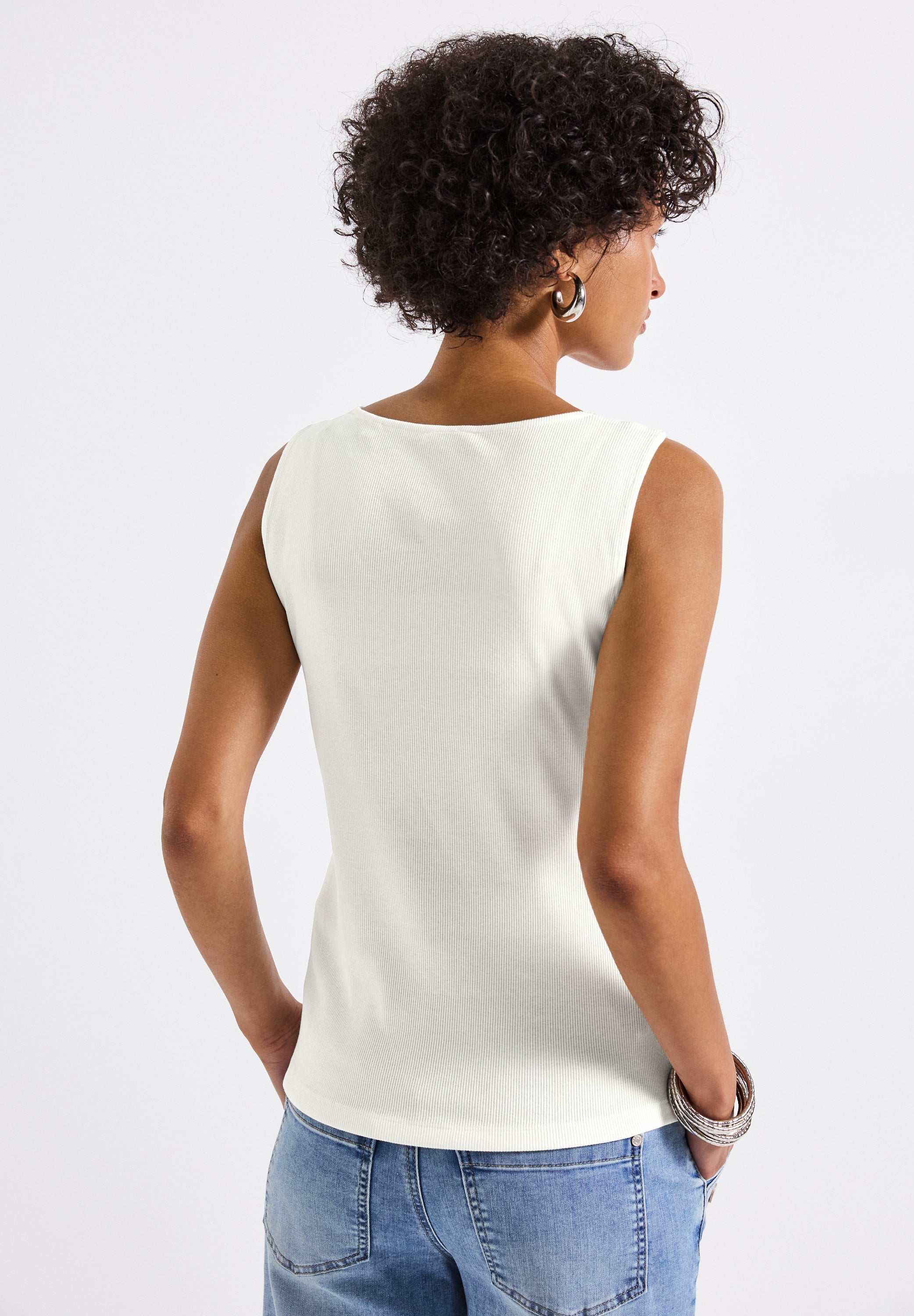 Top mit Herzausschnitt