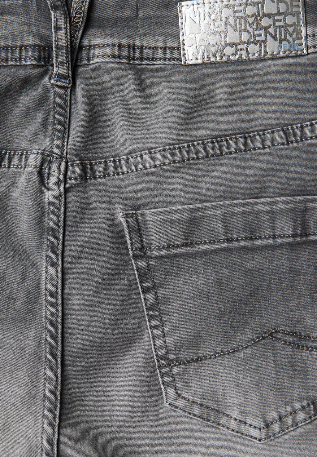 Casual Fit Jeansshorts