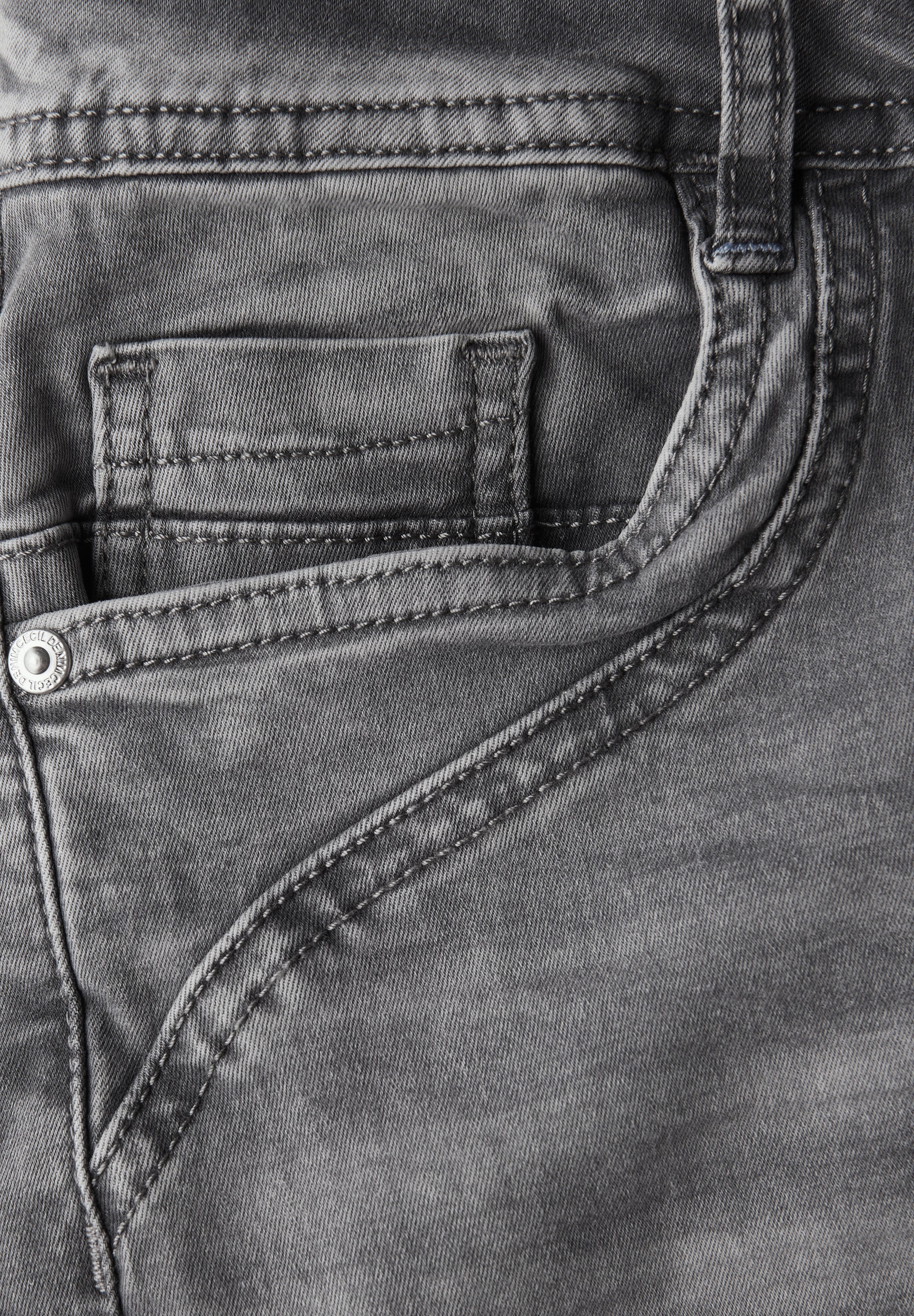 Casual Fit Jeansshorts