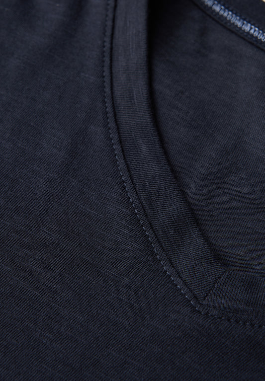 Basic V-Neck Shirt
