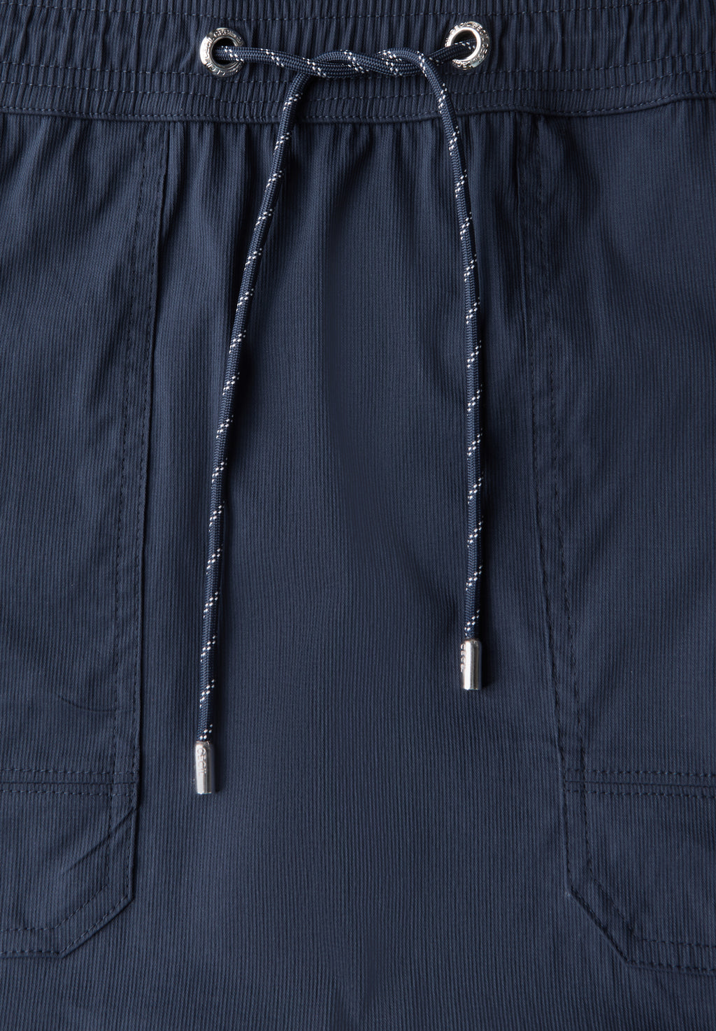 Rock mit feinen Streifen