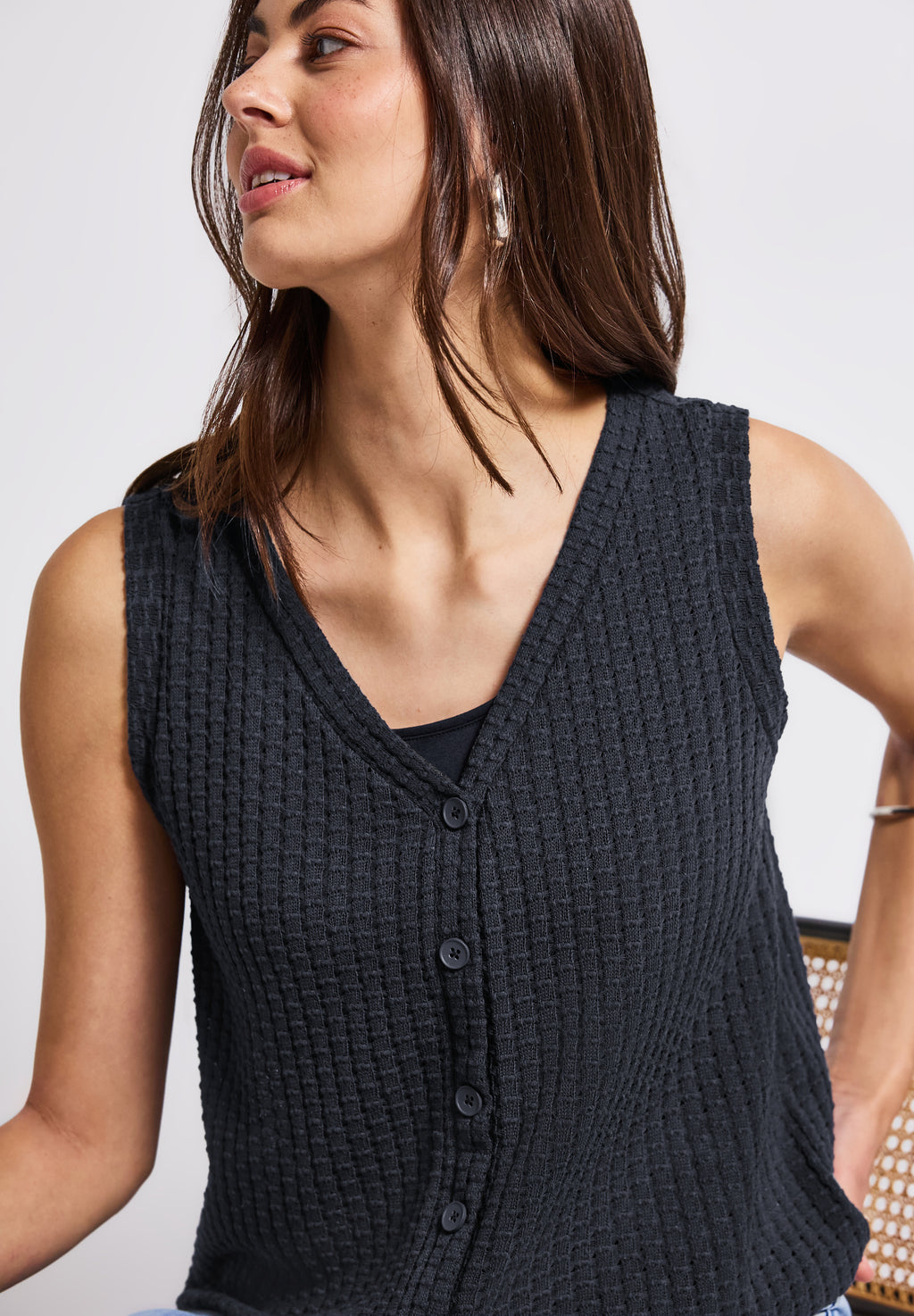 Strukturtop mit Knopfleiste