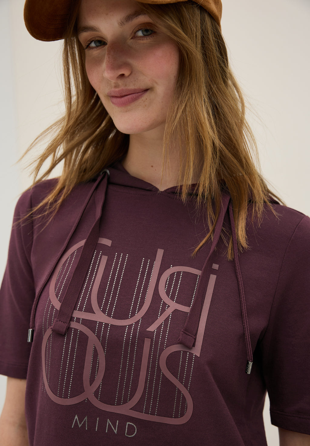 Kapuzenshirt mit Wording