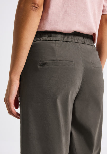 Casual Fit Hose mit Turn-Up