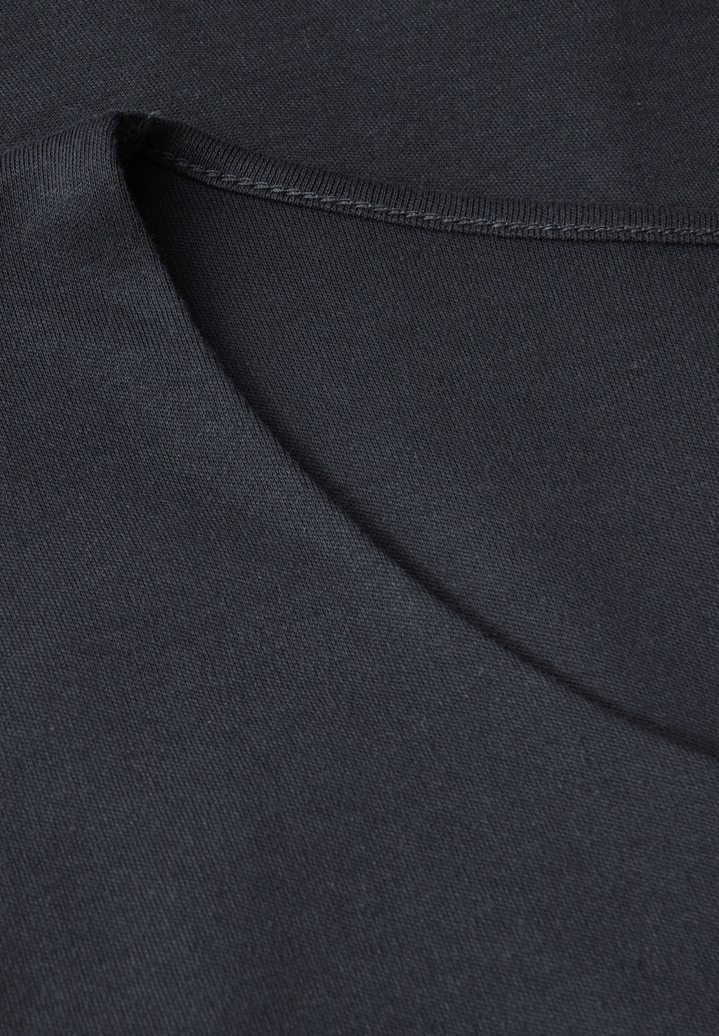 T-Shirt mit Herzausschnitt