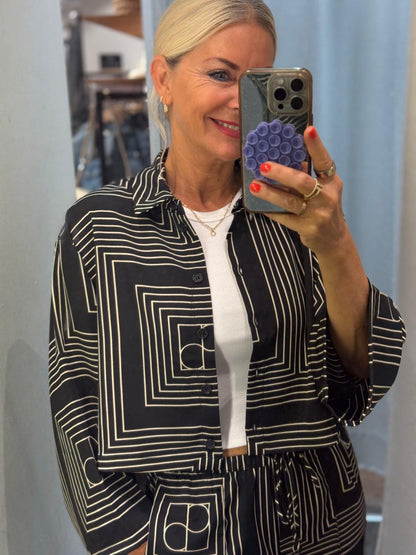 Bluse | Geo Chic
