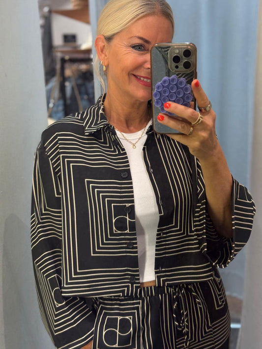 Bluse | Geo Chic