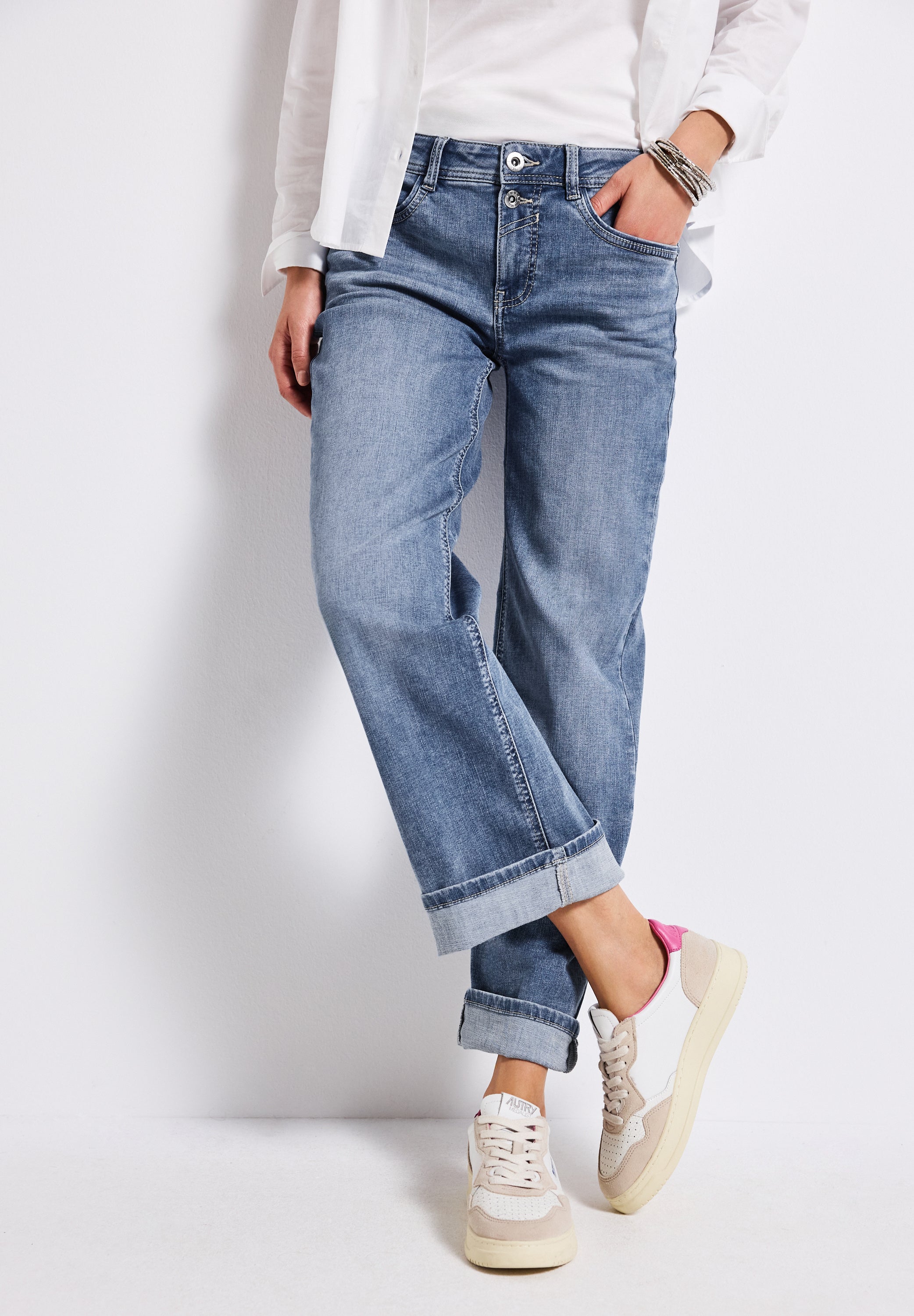 Straight Leg Jeans