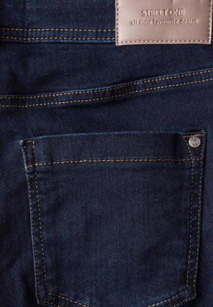 Casual Fit Jeans