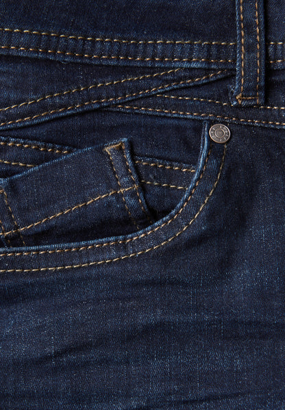 Casual Fit Jeans