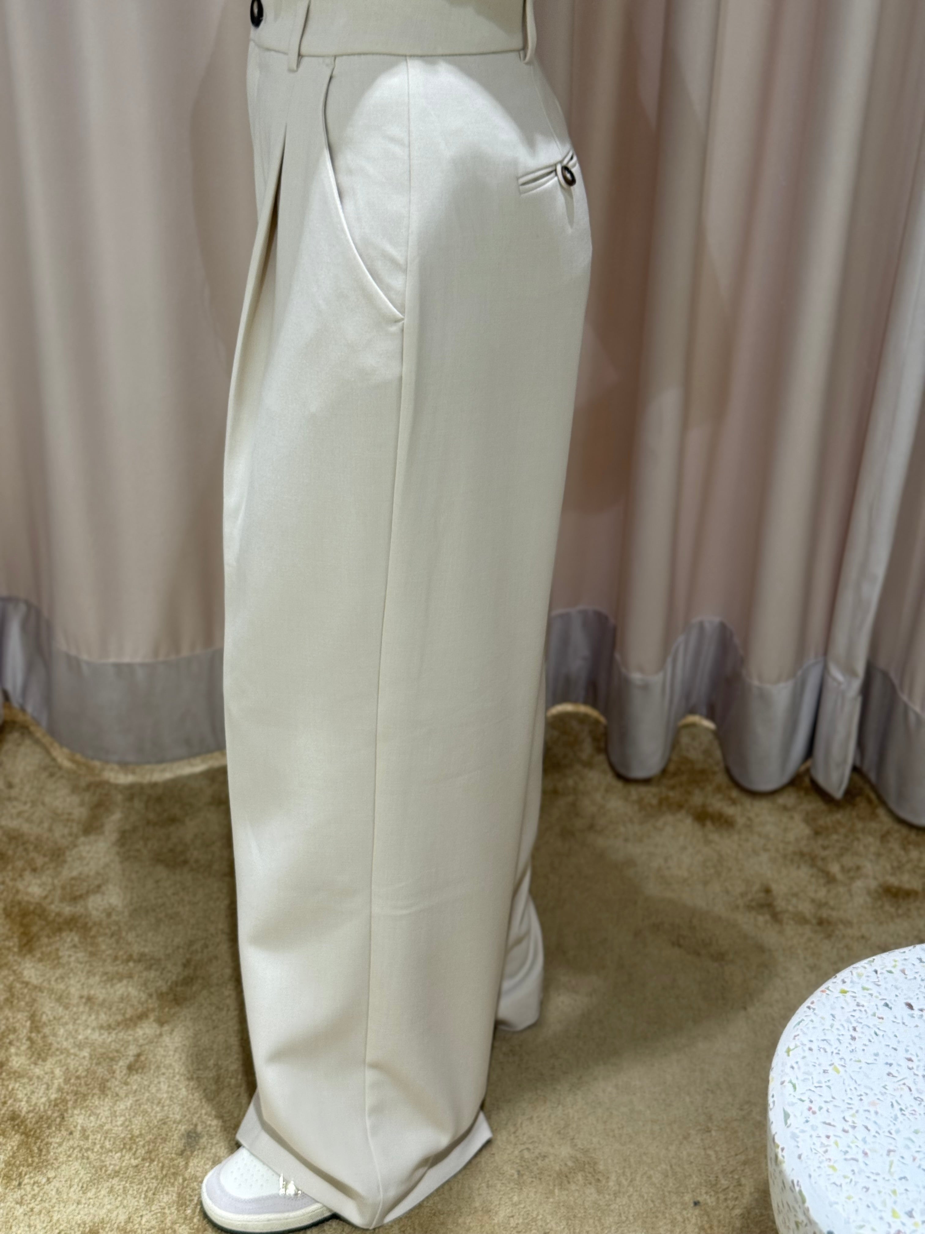 Da. Hosen | Rosina Michelle