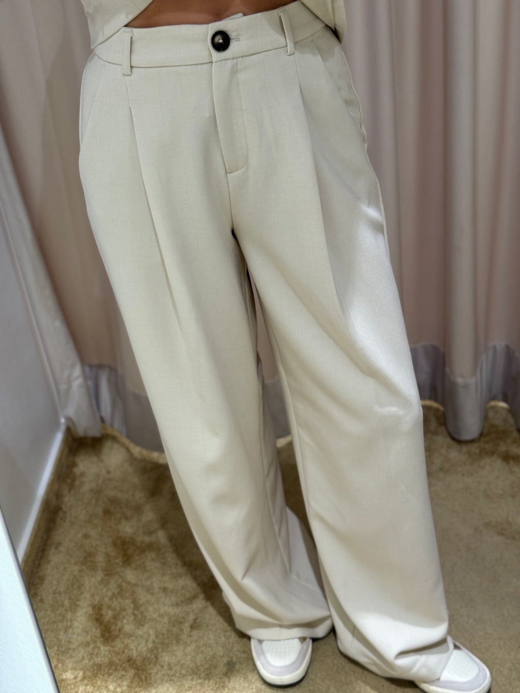 Da. Hosen | Rosina Michelle