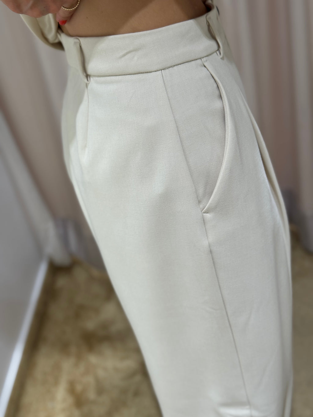 Da. Hosen | Rosina Michelle