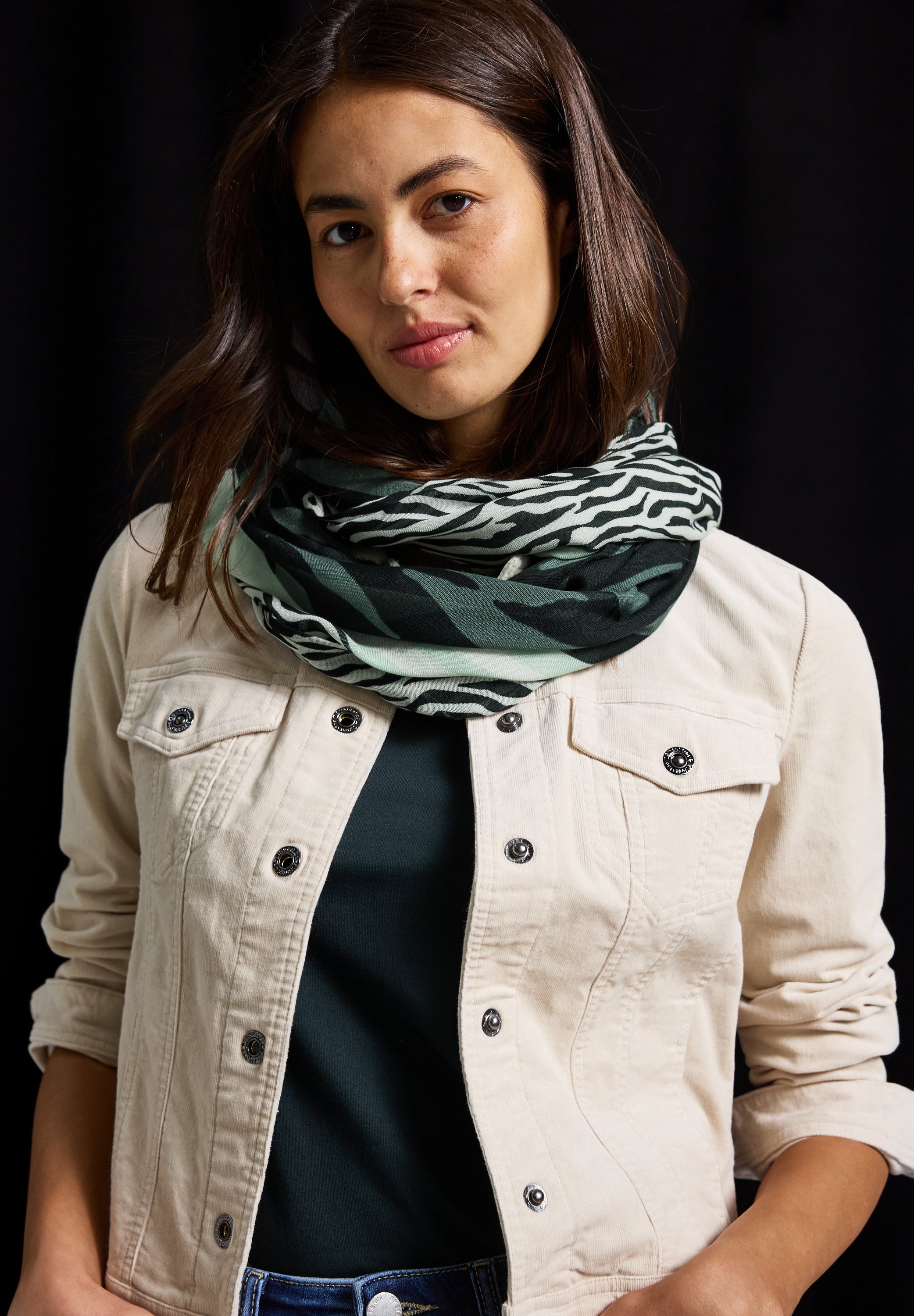 Gemusterter Loop Schal