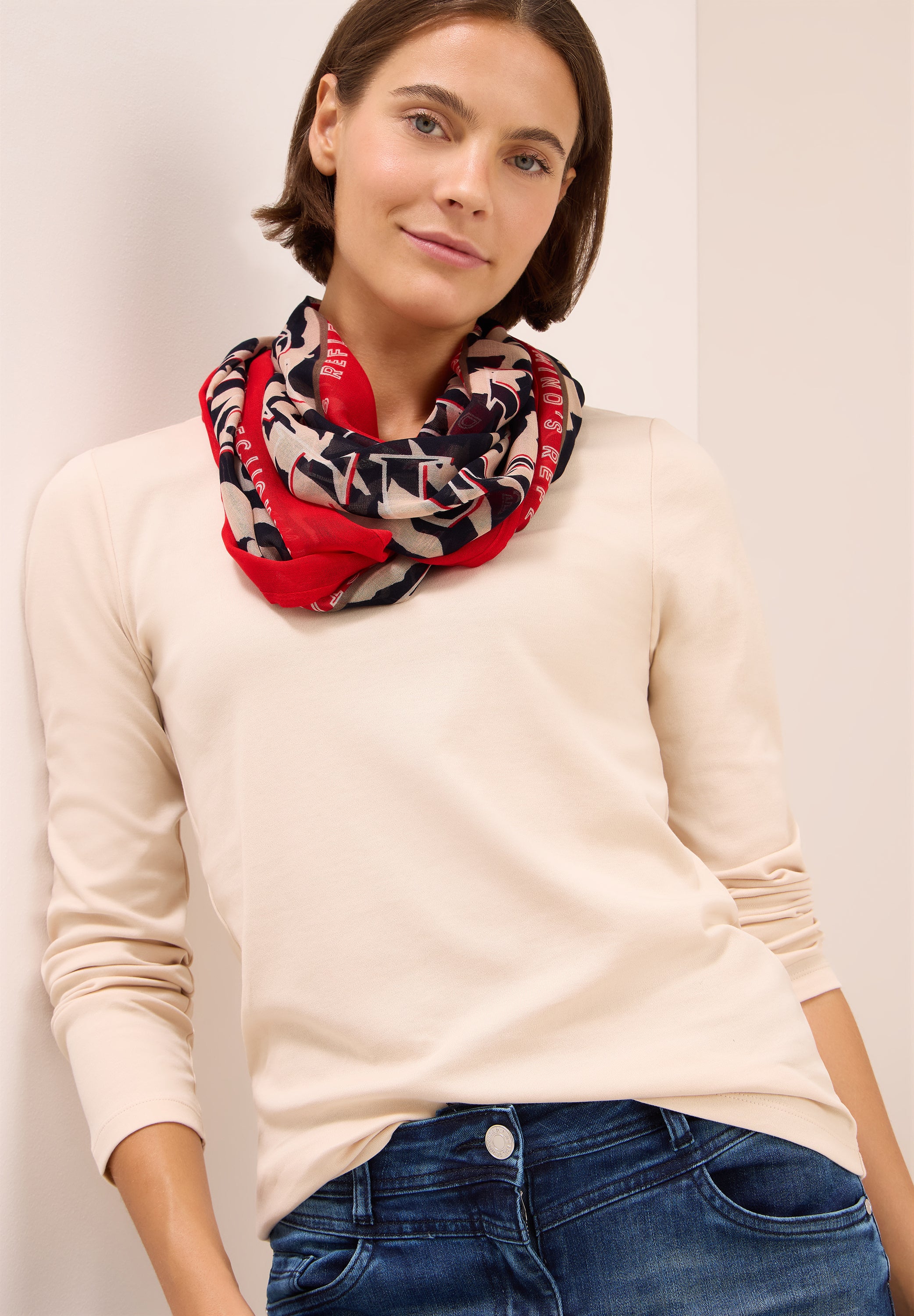 Gemusterter Loop Schal