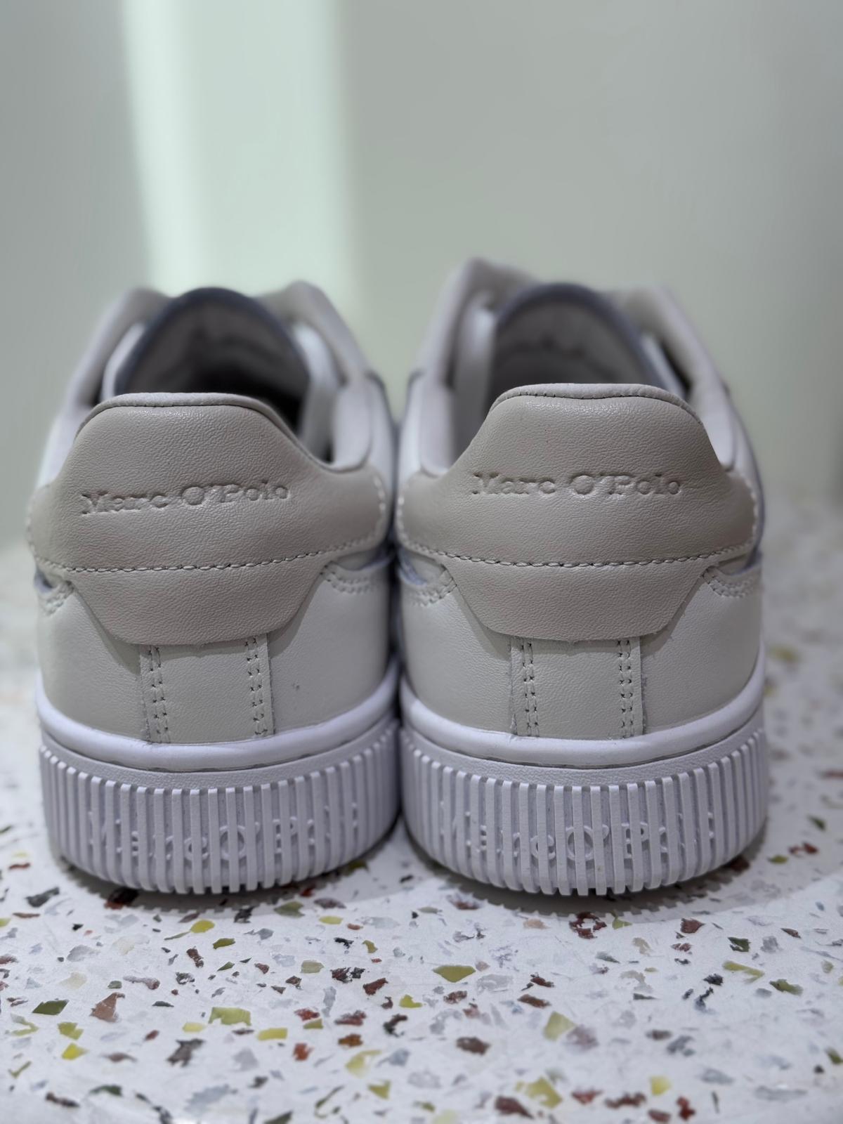 Sneaker | Cloudy White