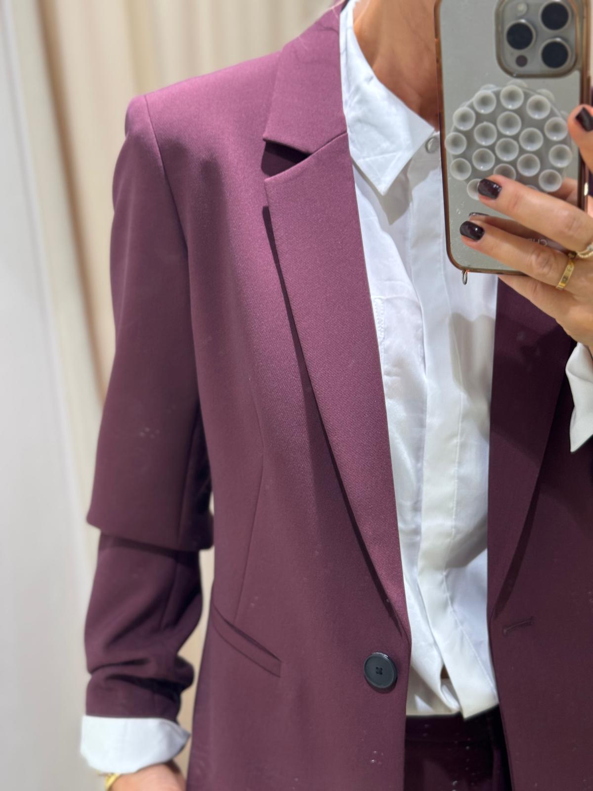 Antaillierter Blazer mit einem Knopf