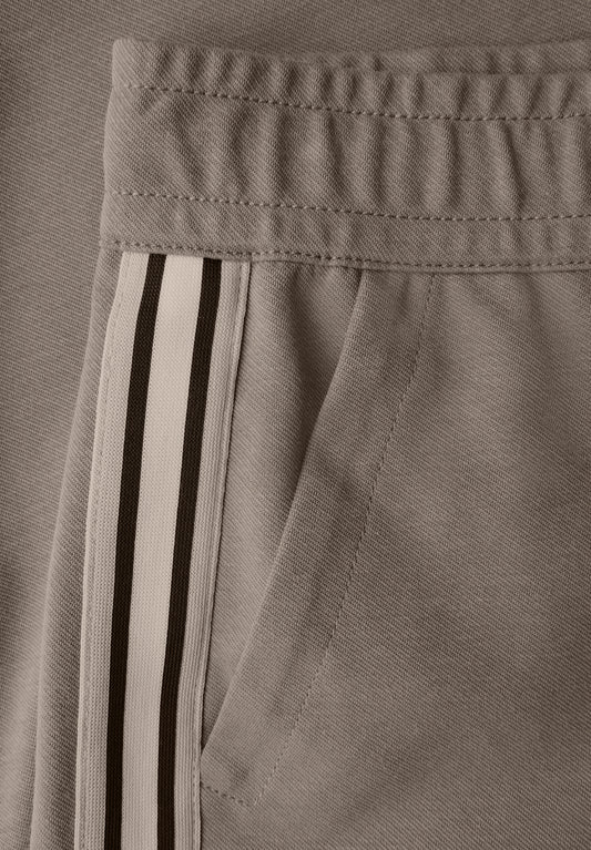 Straight Leg Strukturhose