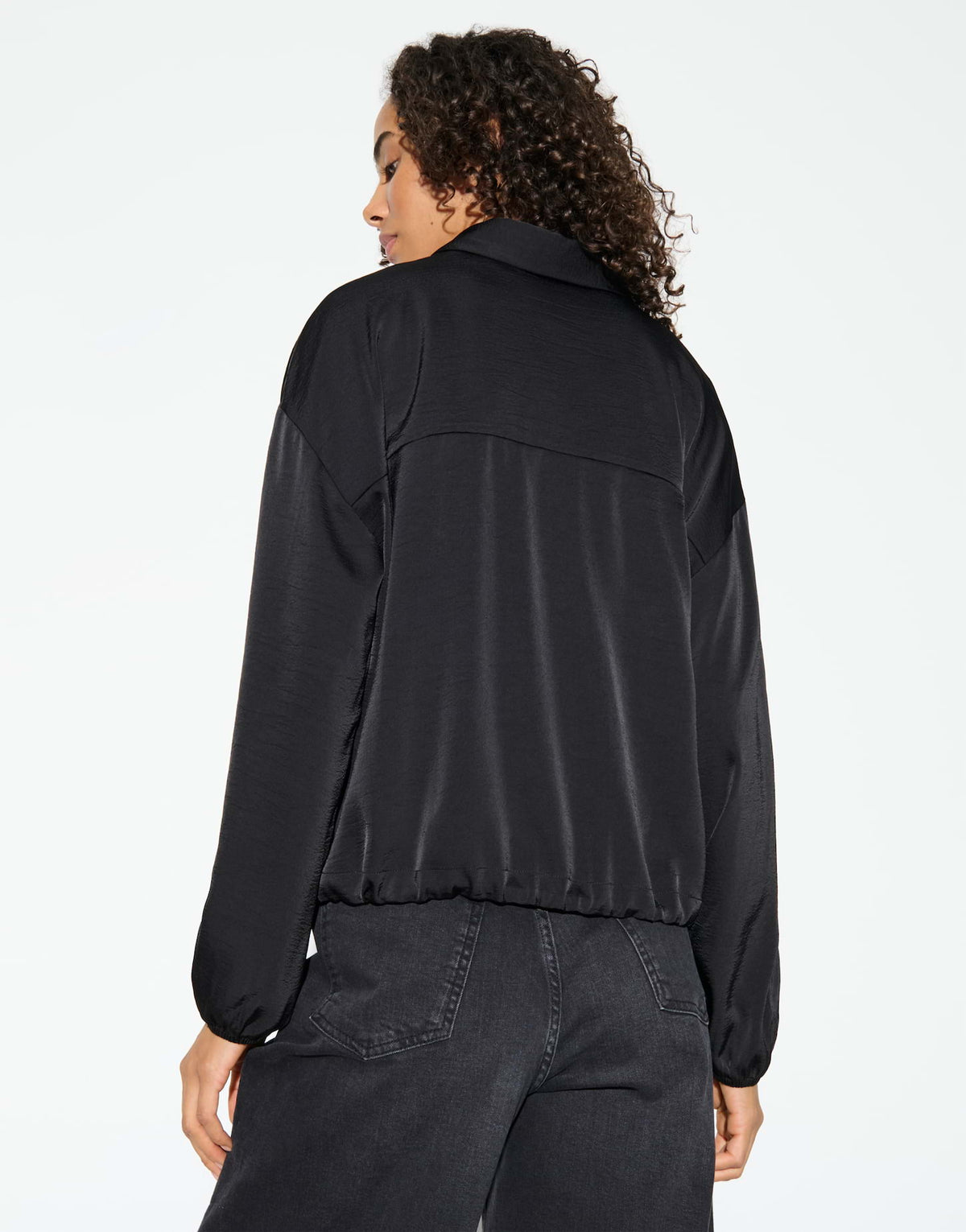 Oversize-Hemdbluse Flimmer aus Satin von Opus