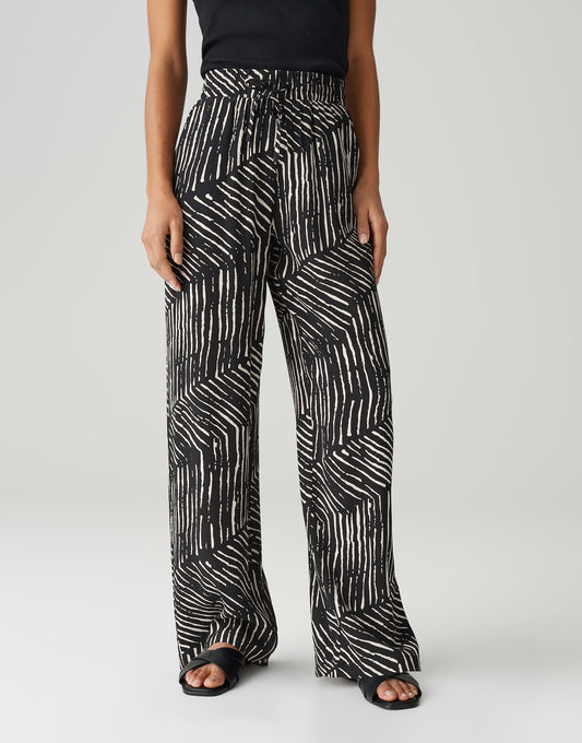 Marou palm leaves