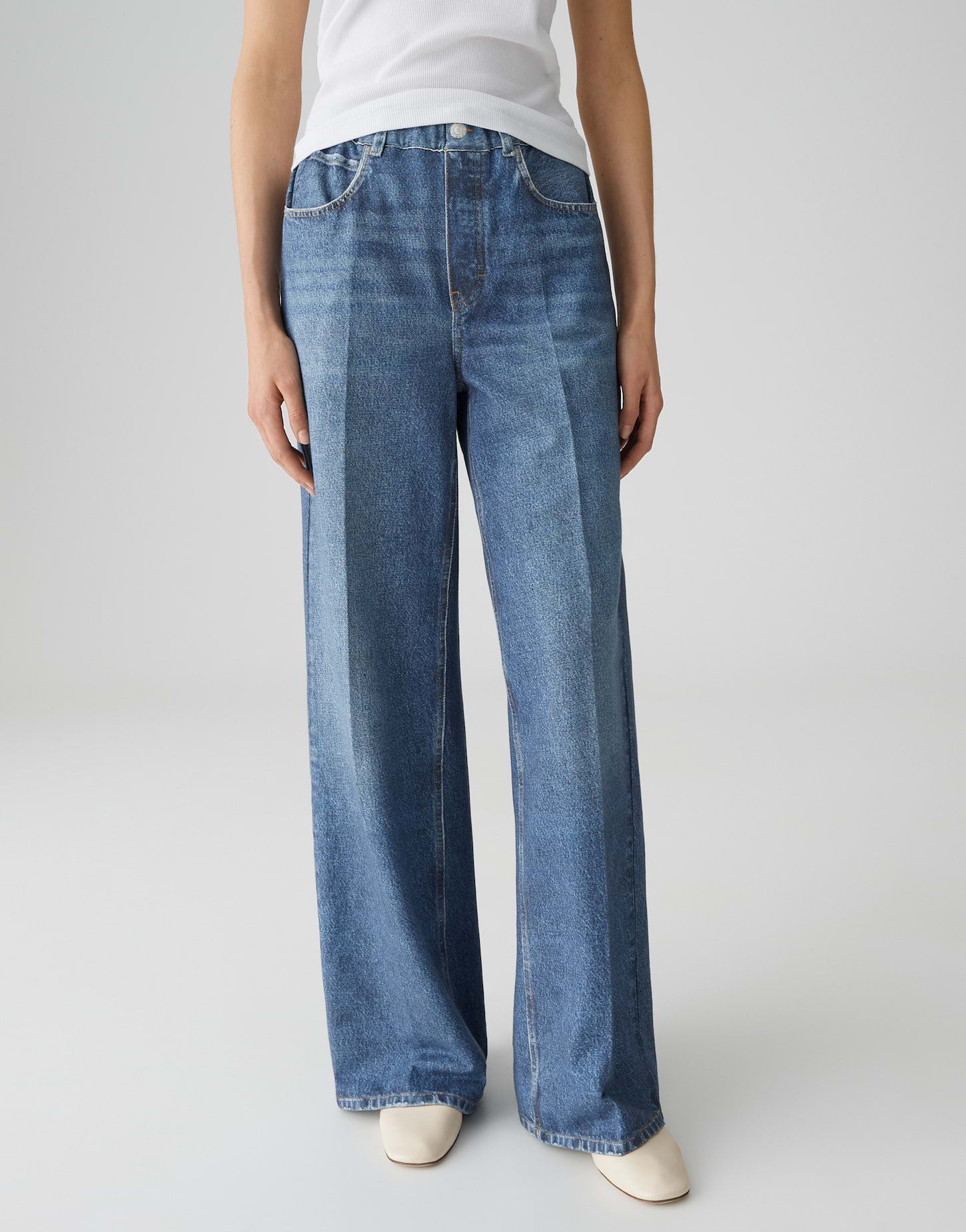 Hose | Mucia cruise