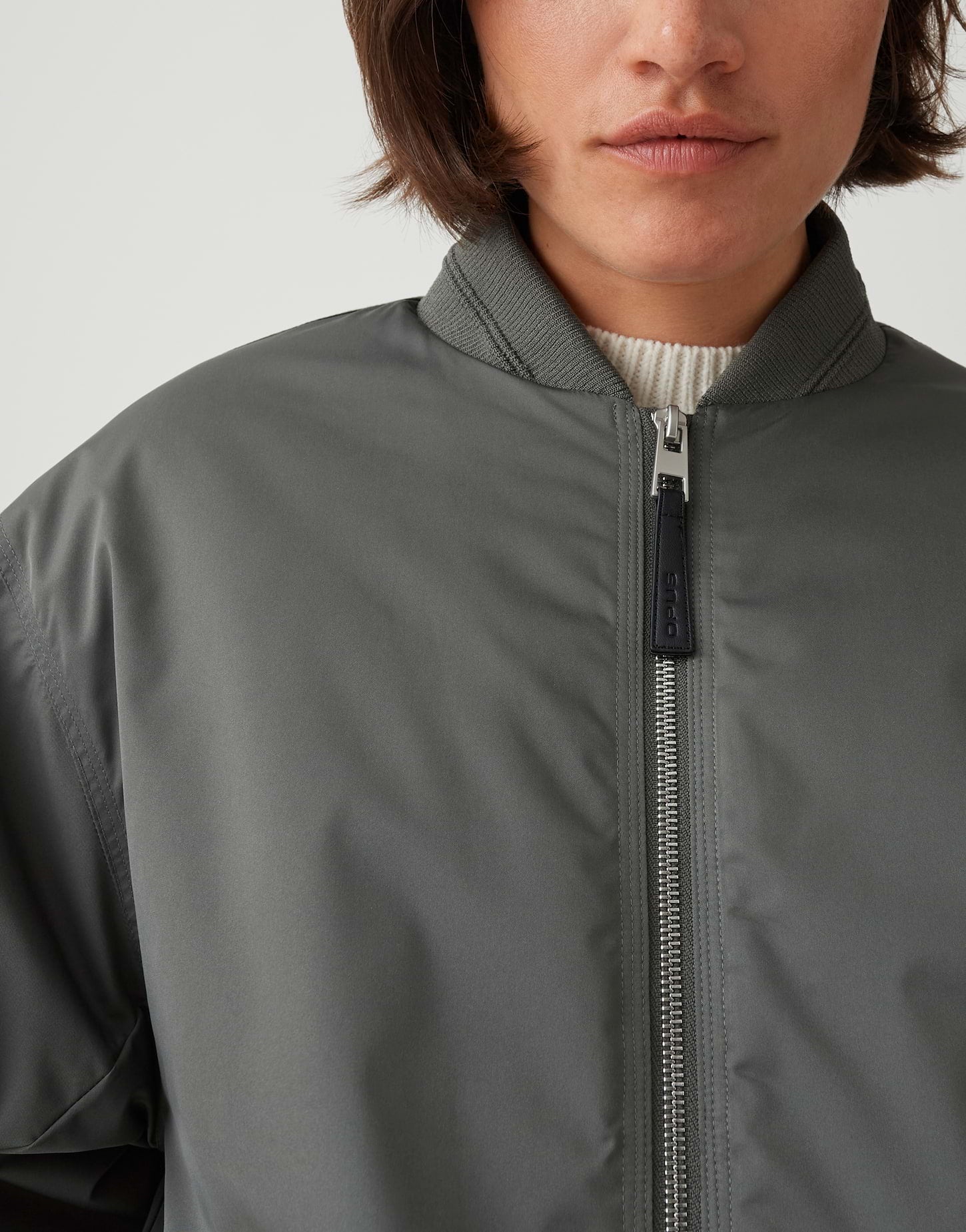 Jacke | Hotensi