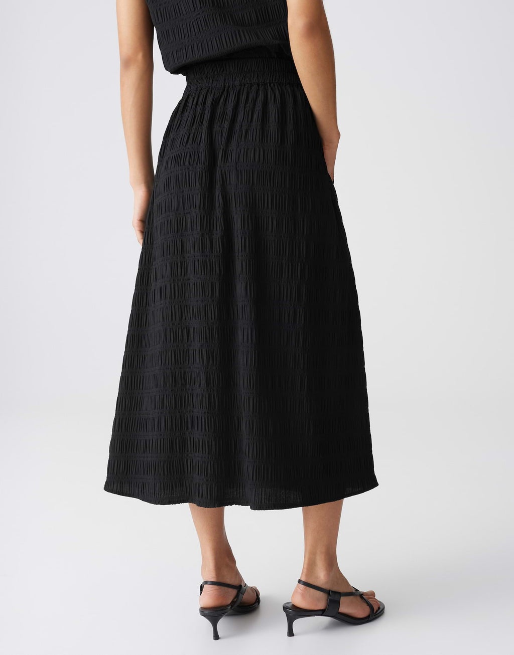 Rock | Ronella structured
