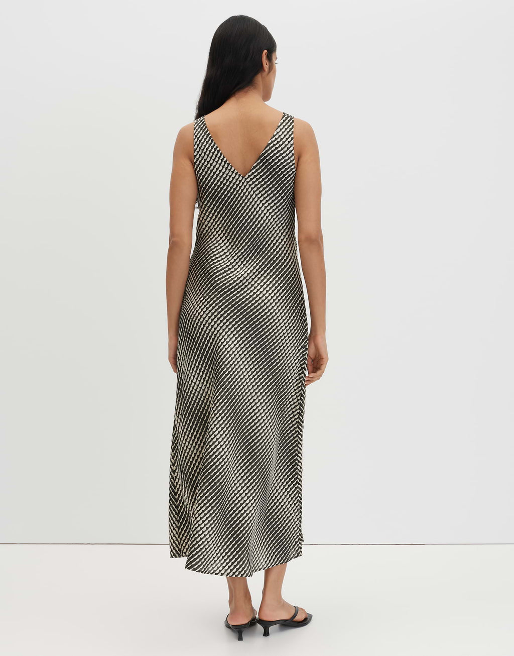 Kleid | Qova wave
