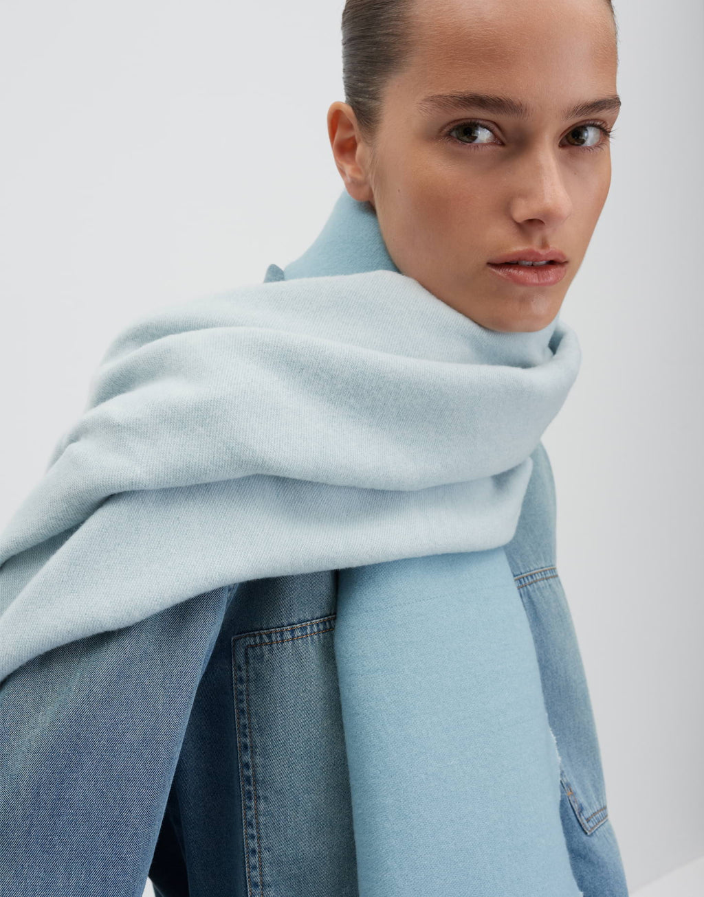 Bilunda scarf