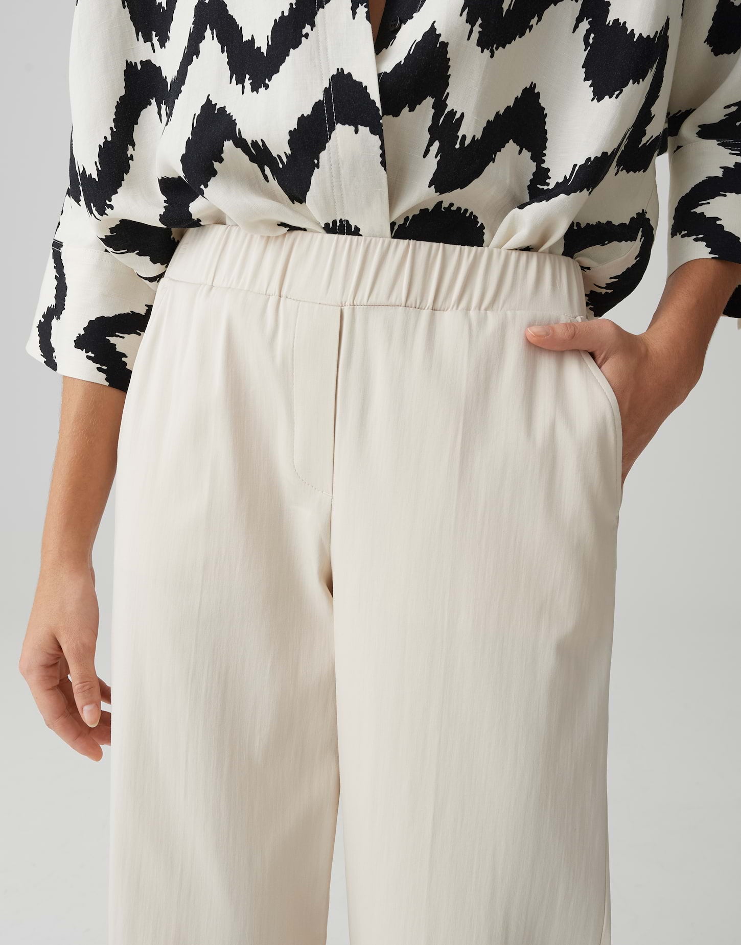 Hose | Mucia base
