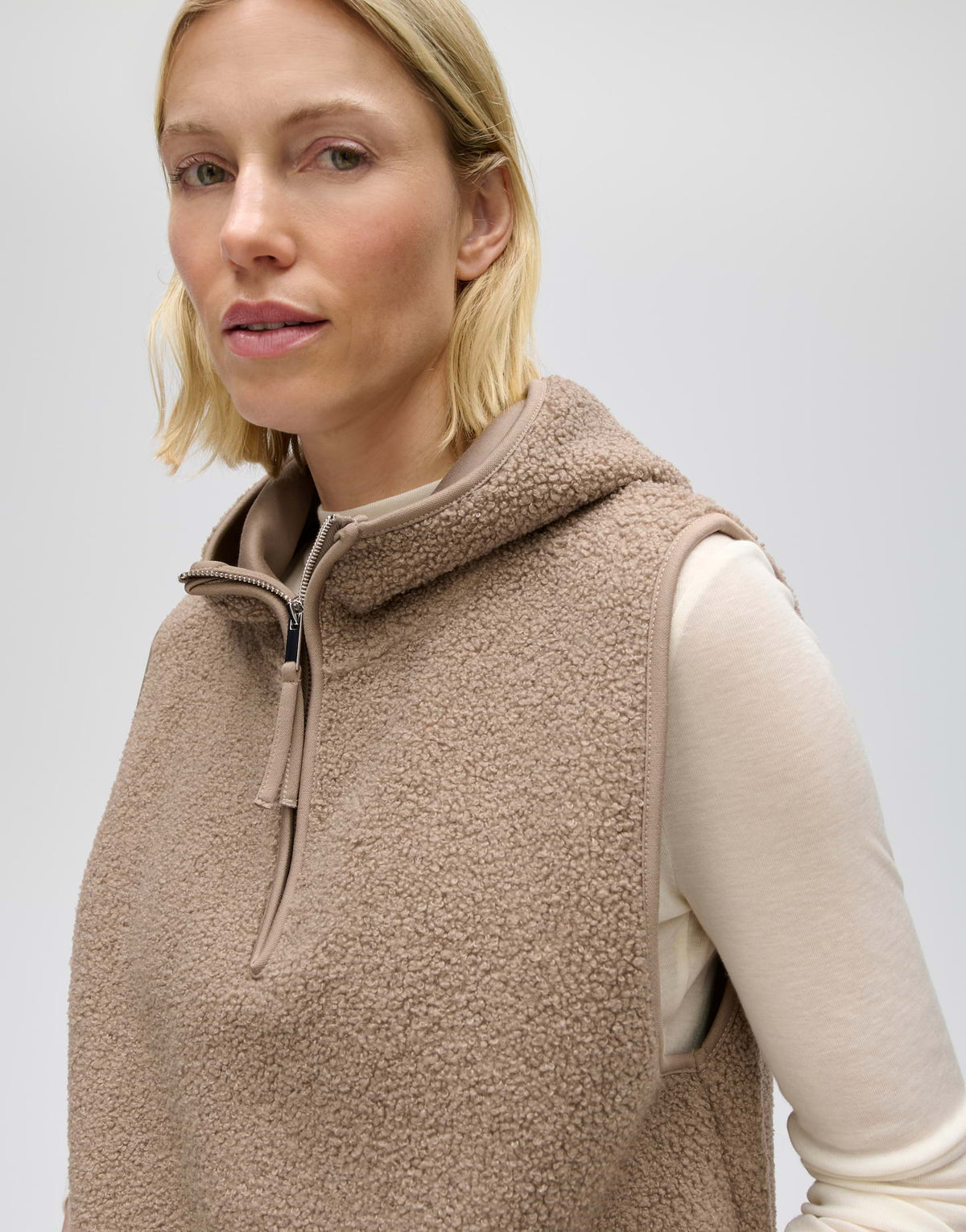 Akapu cape | Opus