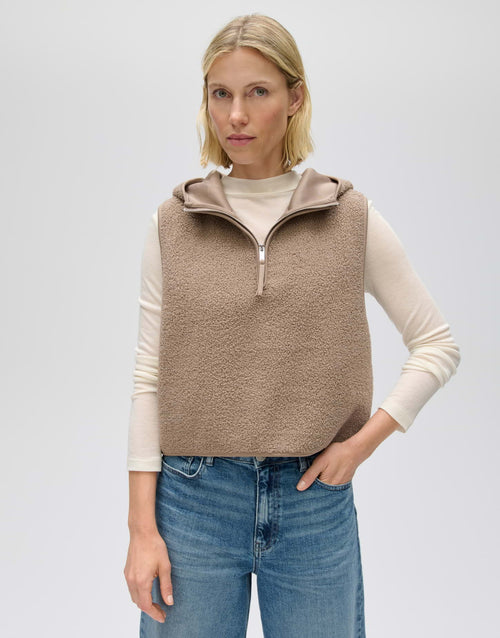 Akapu cape | Opus