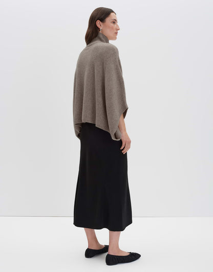 Brialo cape