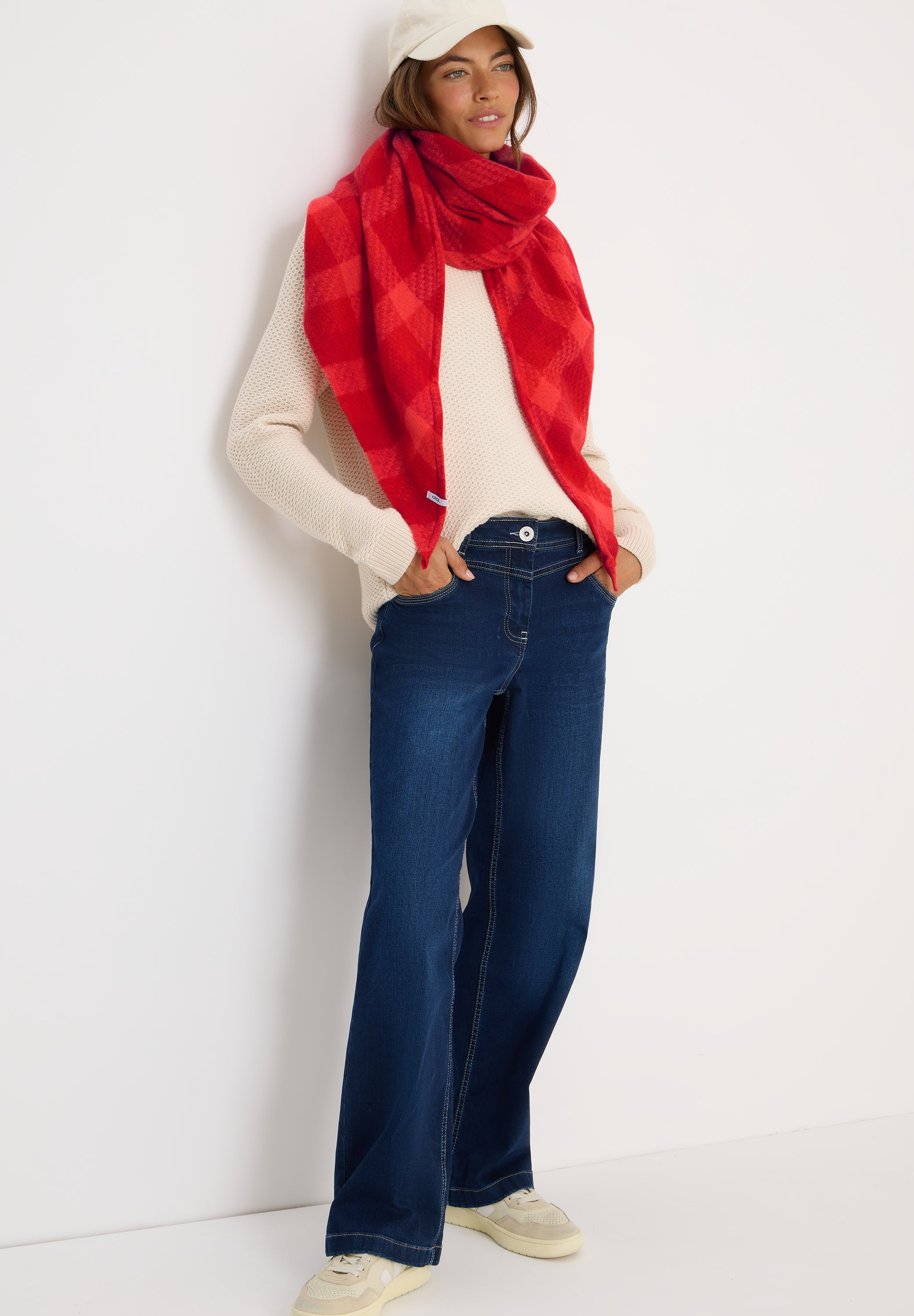 Kariertes Dreieckstuch