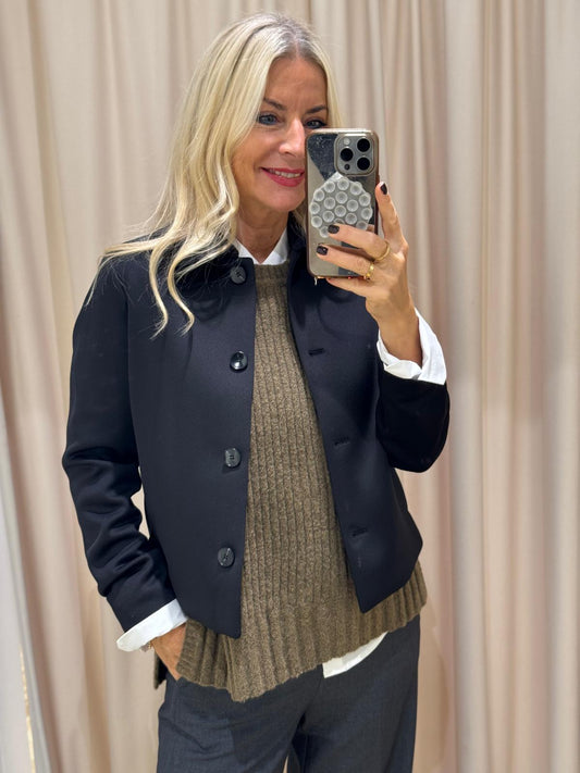 Indoor-Jacke