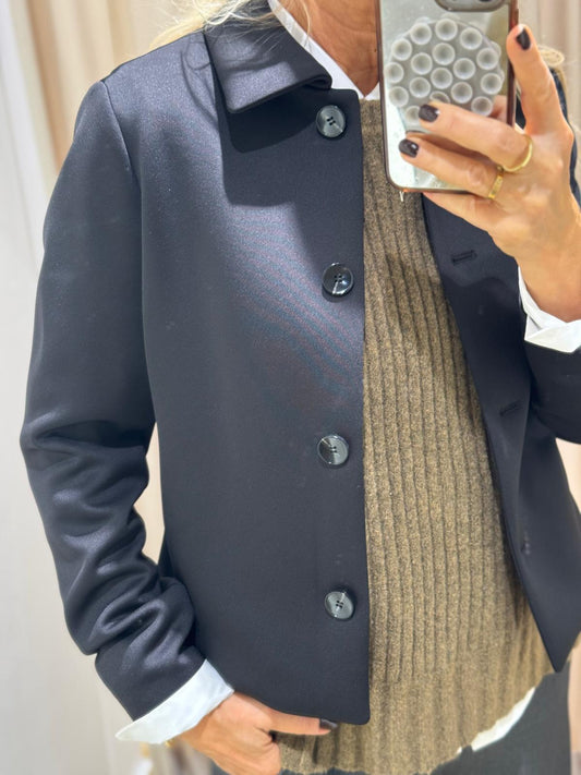 Indoor-Jacke