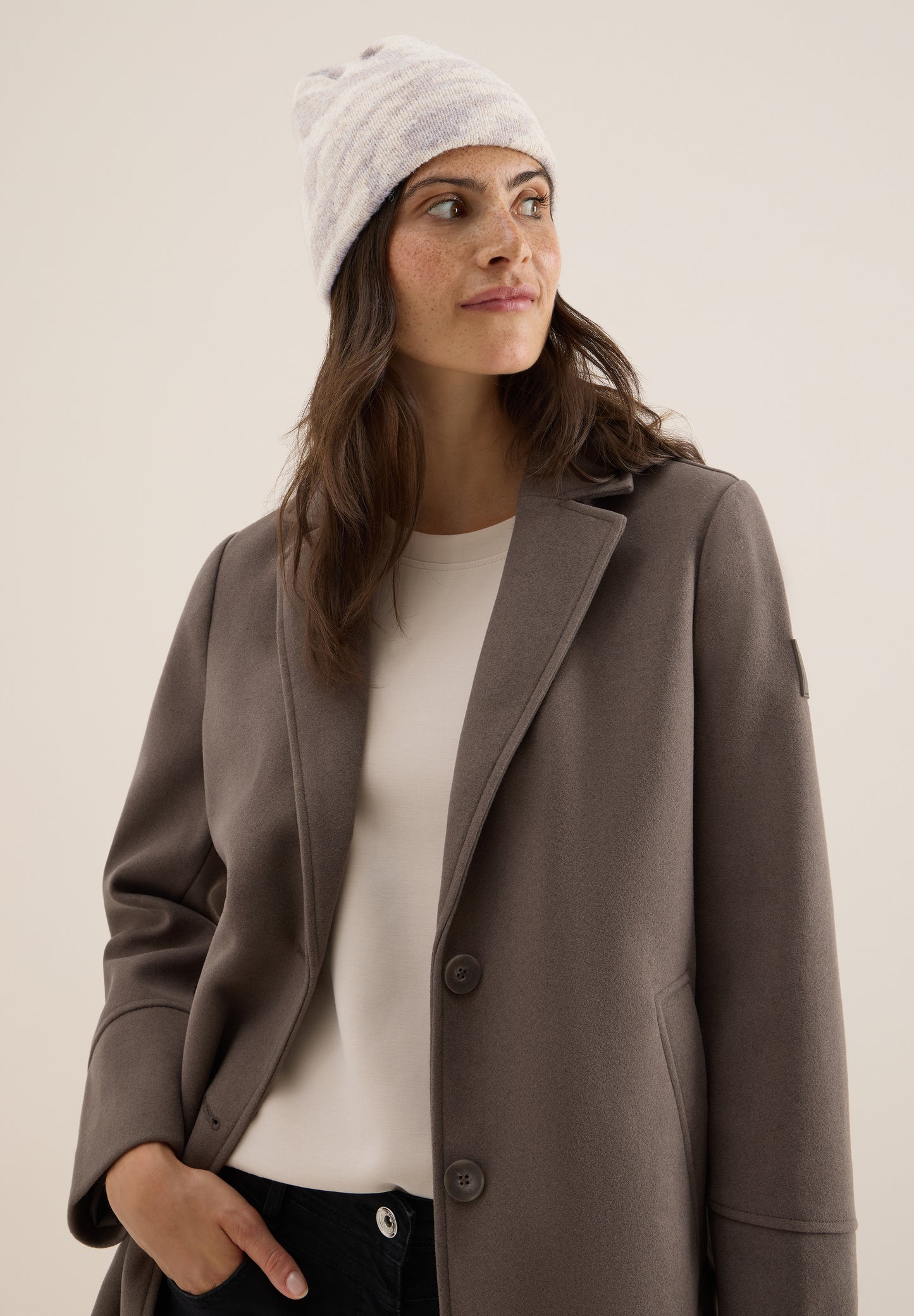 Beanie mit Zebramuster