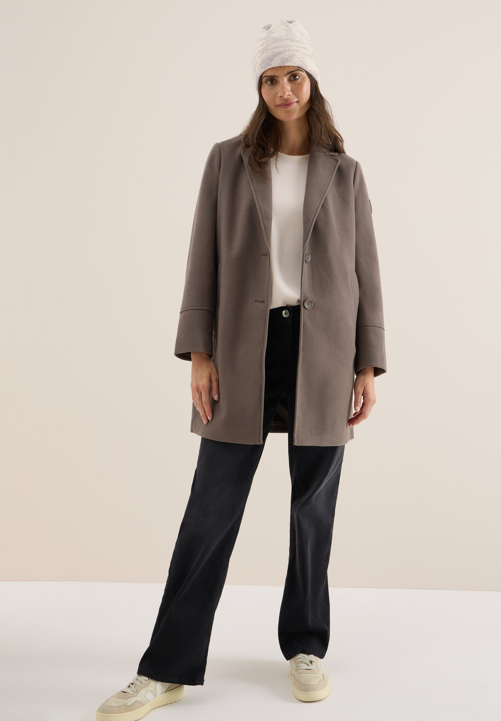 Beanie mit Zebramuster